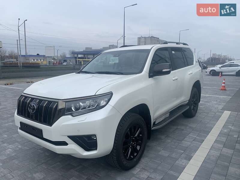 2022 toyota land cruiser prado