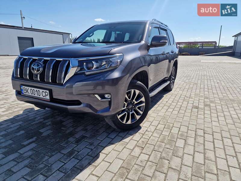 2022 toyota land cruiser prado 150