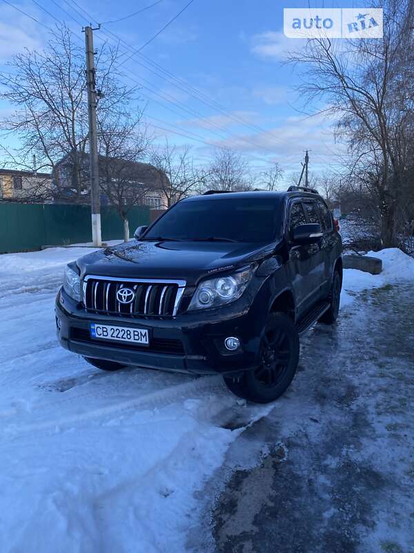 2010 toyota land cruiser 150