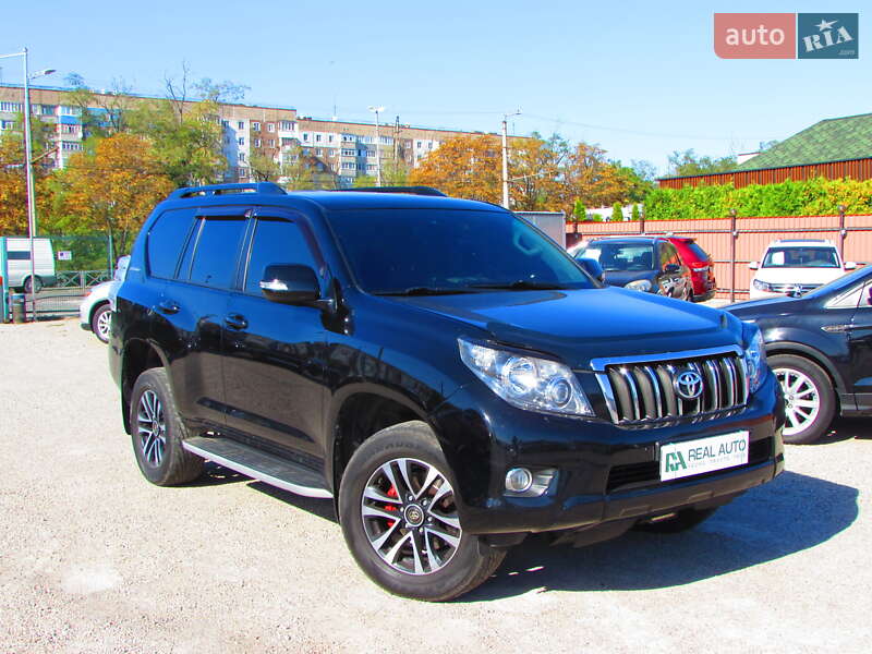 2011 toyota land cruiser 150