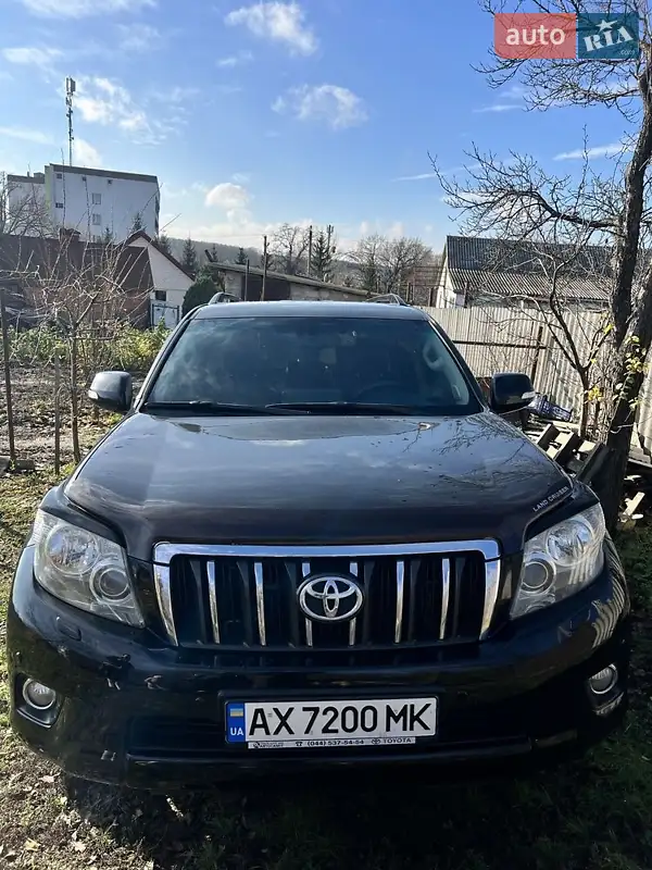 2010 toyota land cruiser