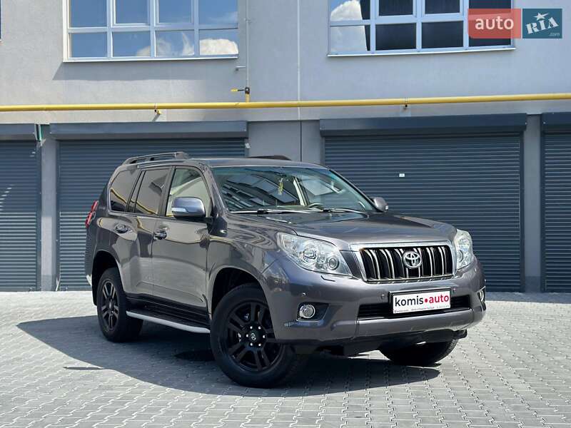 2010 toyota land-cruiser-150