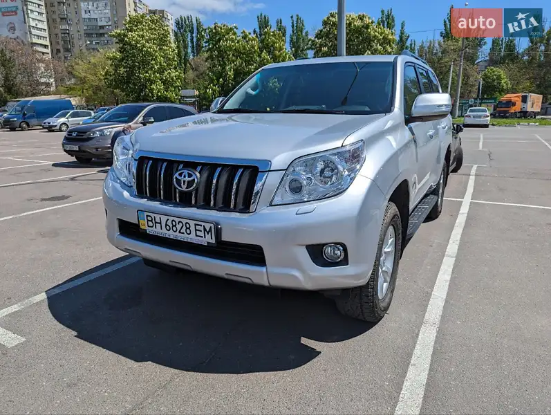2013 toyota land cruiser prado 150