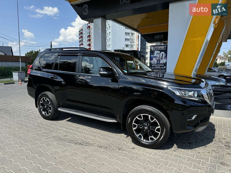 2019 toyota land cruiser prado 150