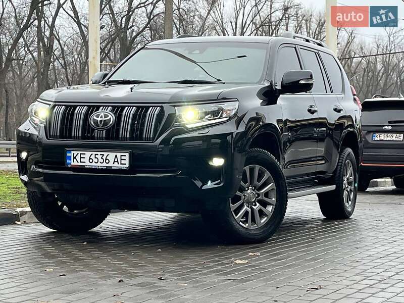 2019 toyota land cruiser prado