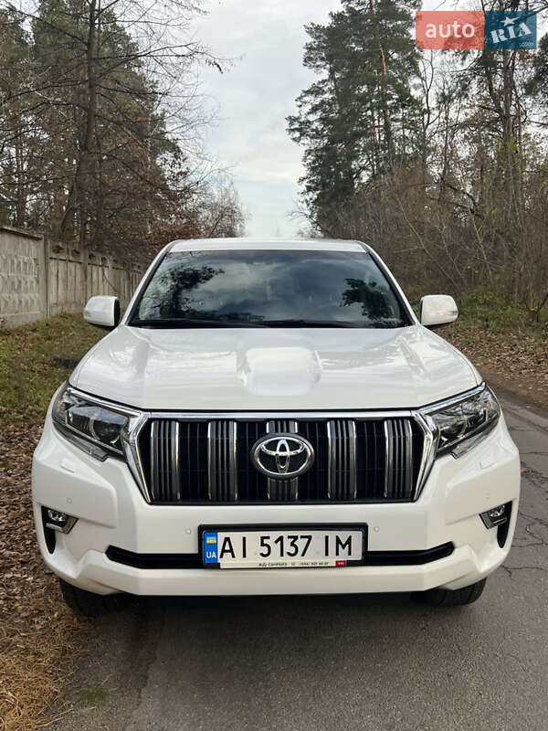2020 toyota land cruiser prado