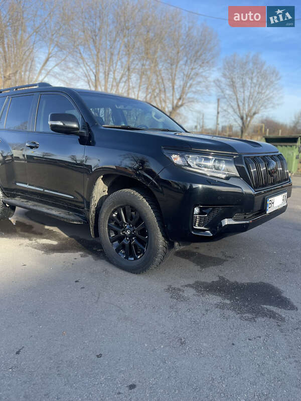 2020 toyota land cruiser 150