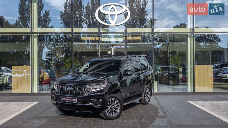 2021 toyota land cruiser prado 150