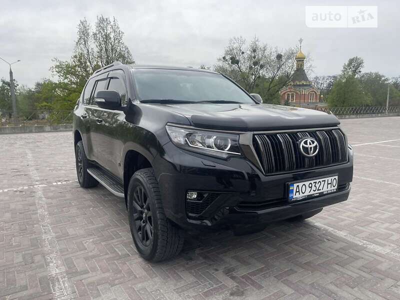 2021 toyota land cruiser prado
