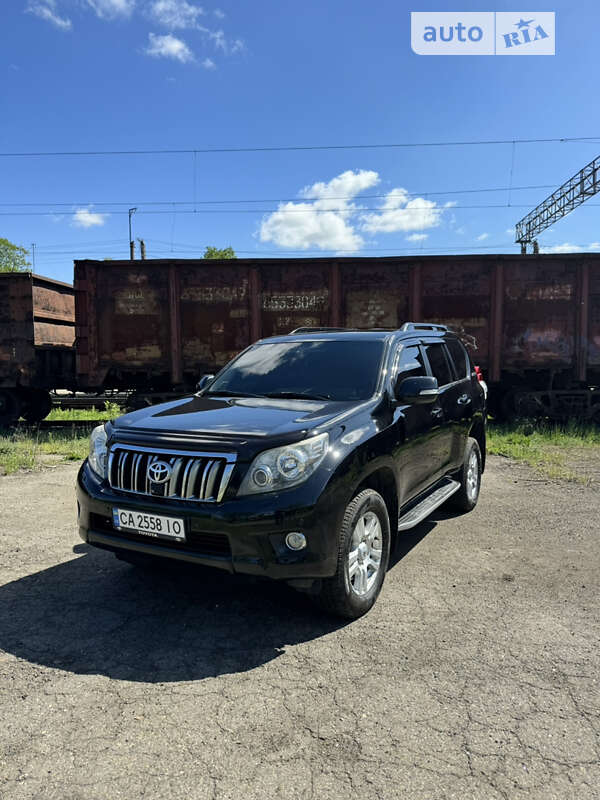 2011 toyota land cruiser