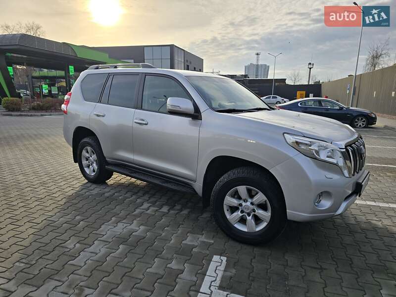 2014 toyota land cruiser prado 150