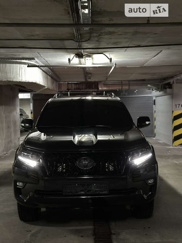 2019 toyota land cruiser prado 150