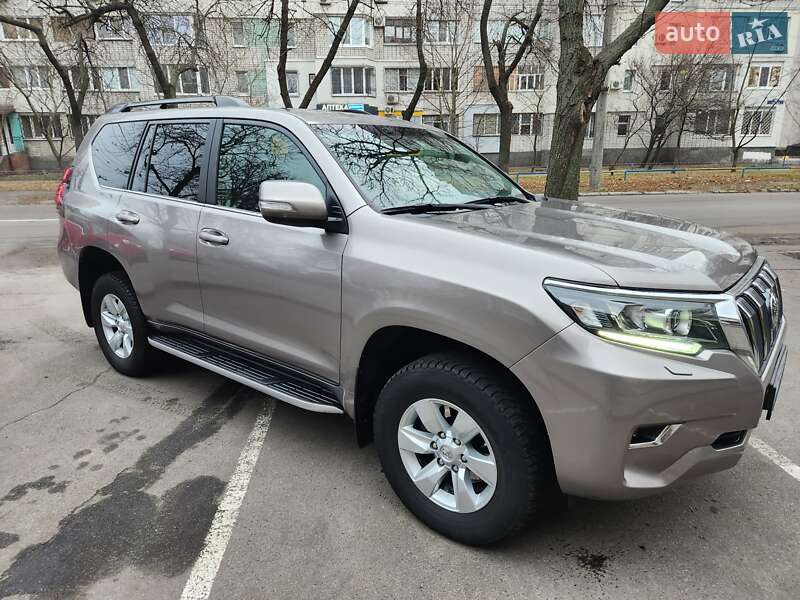 2020 toyota land cruiser prado 150