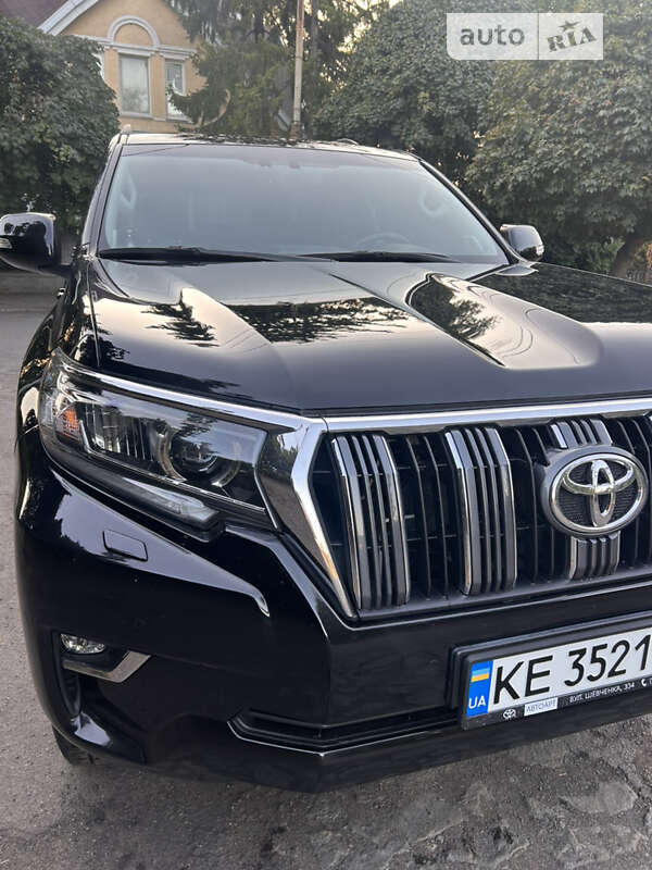 2020 toyota land cruiser 150