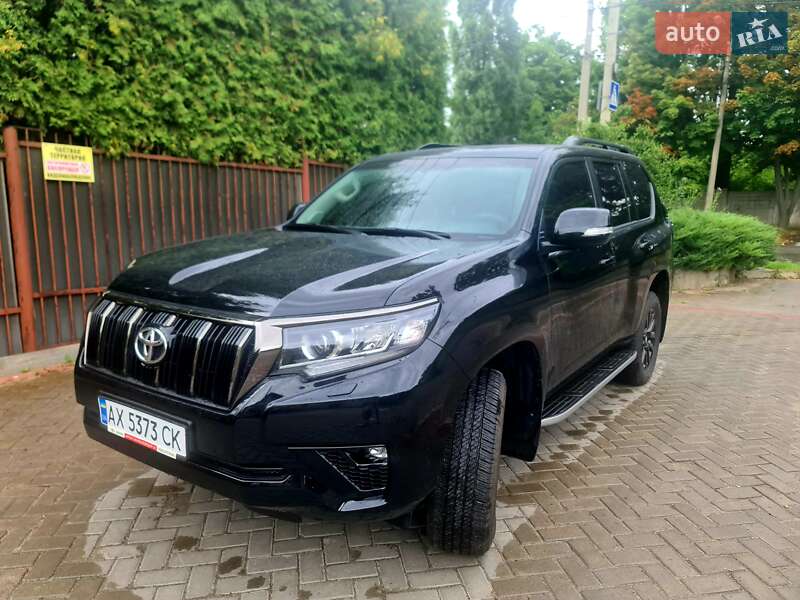 2021 toyota land-cruiser-prado-150