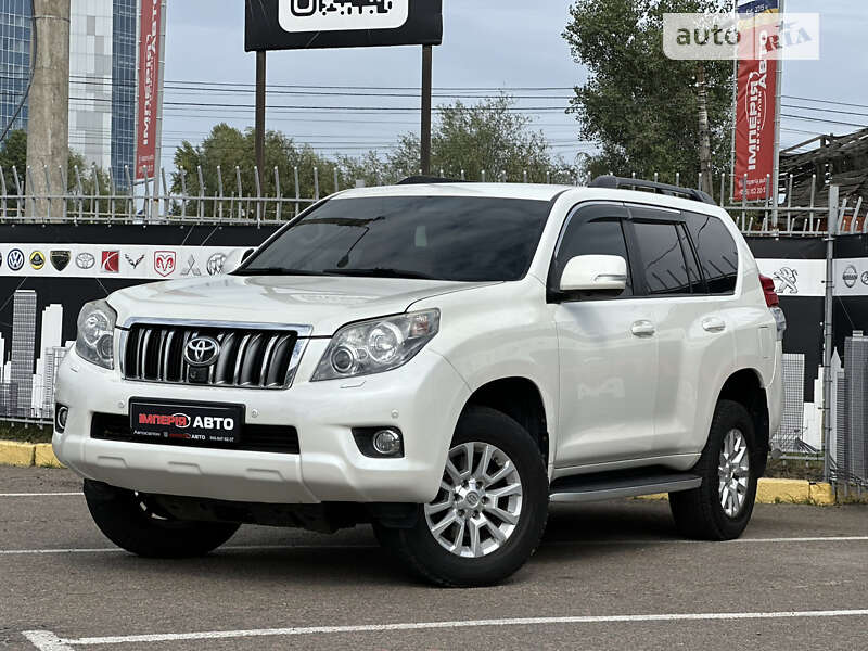 2010 toyota land cruiser 150