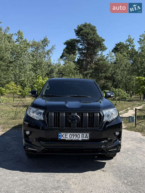 2019 toyota land cruiser prado 150