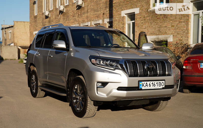 2019 toyota land cruiser prado 150