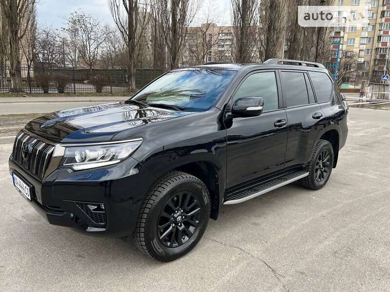 2021 toyota land cruiser prado
