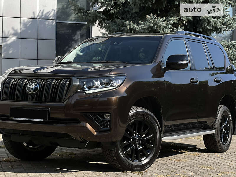 2021 toyota land cruiser prado 150