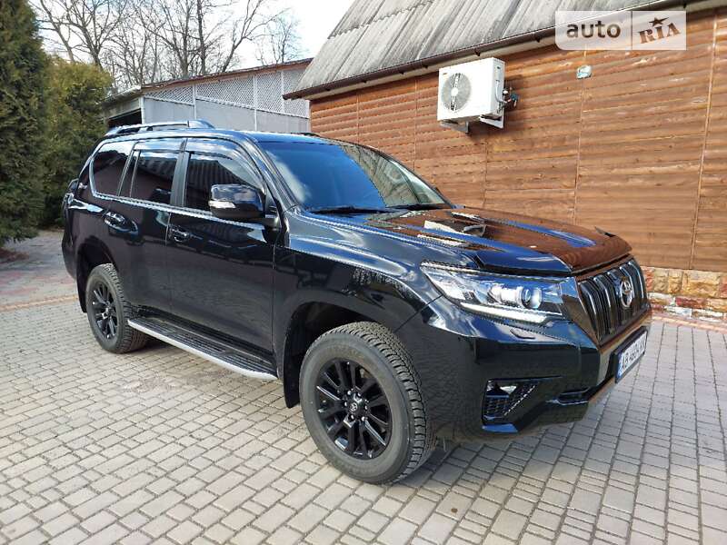 2021 toyota land cruiser prado
