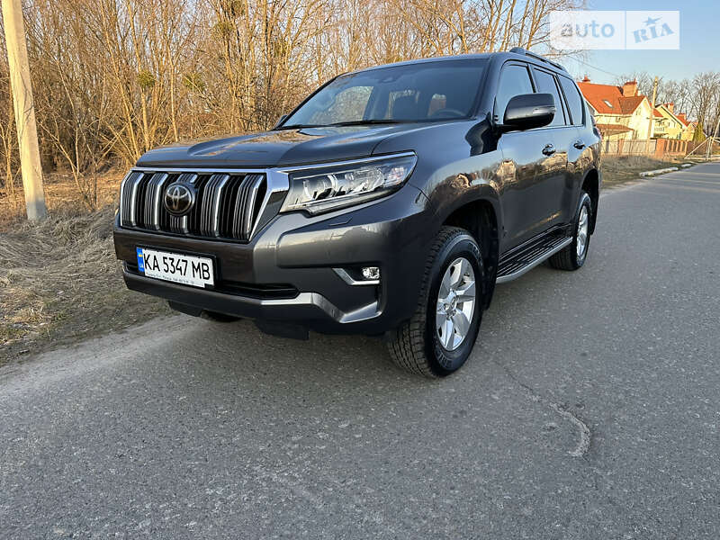2020 toyota land cruiser prado