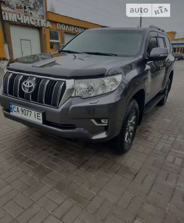 2019 toyota land-cruiser-prado