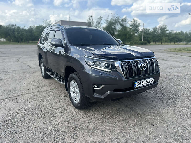 2019 toyota land cruiser prado