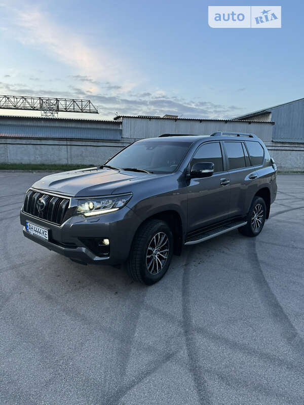 2021 toyota land-cruiser-prado-150