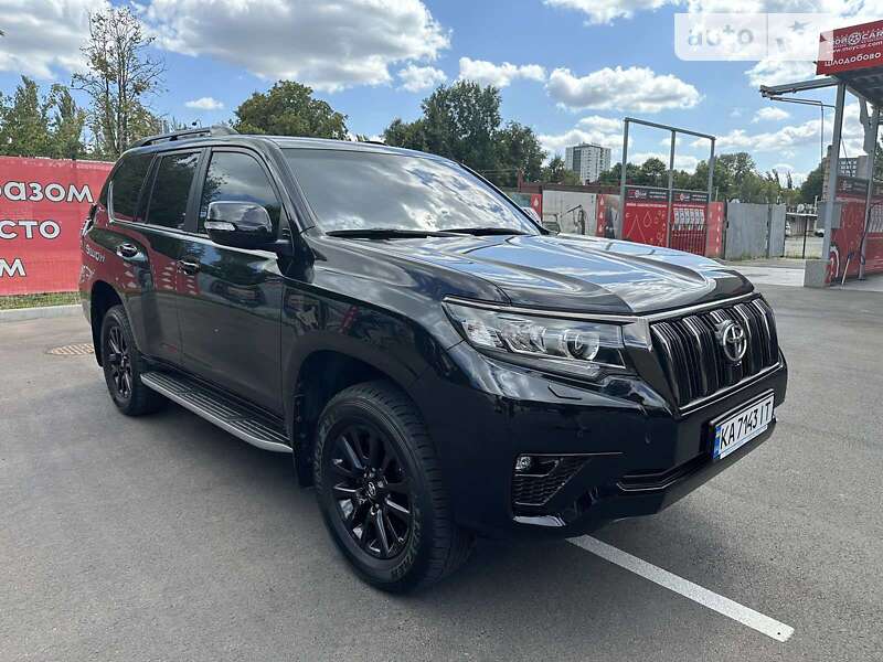 2021 toyota land cruiser 150