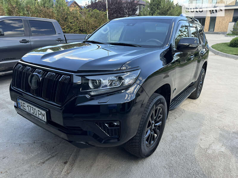 2021 toyota land-cruiser-prado-150