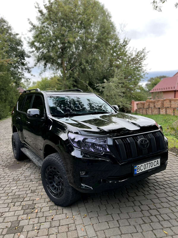 2019 toyota land cruiser prado 150