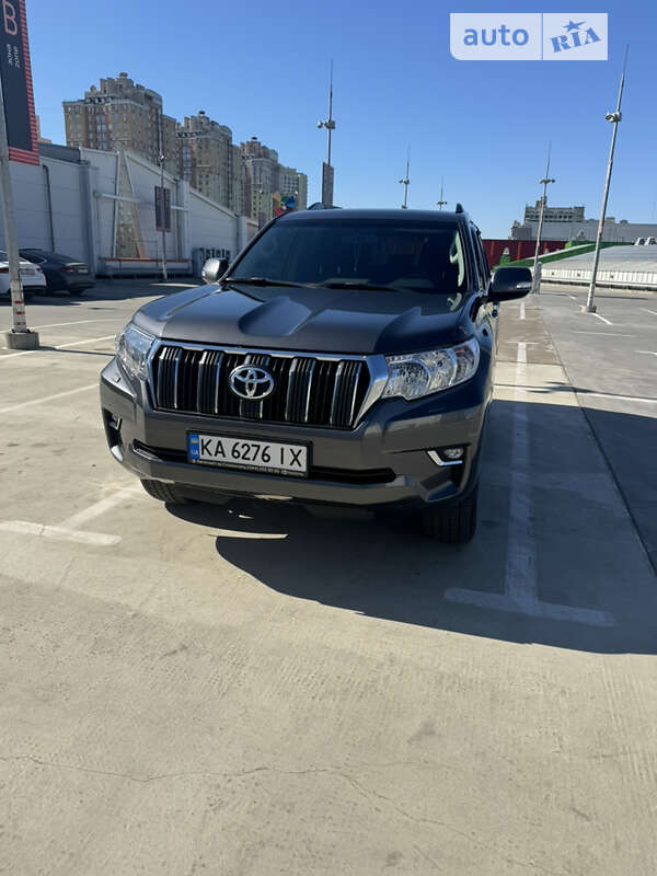 2019 toyota land cruiser prado 150