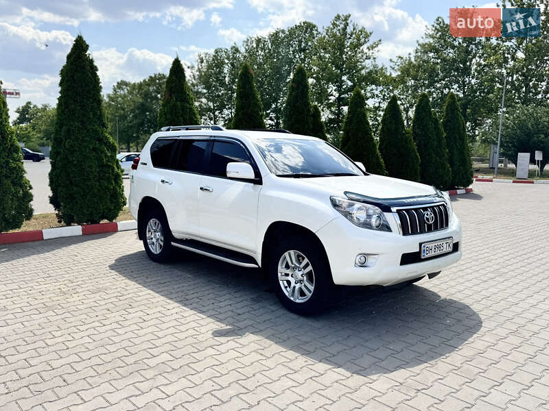 2012 toyota land cruiser prado