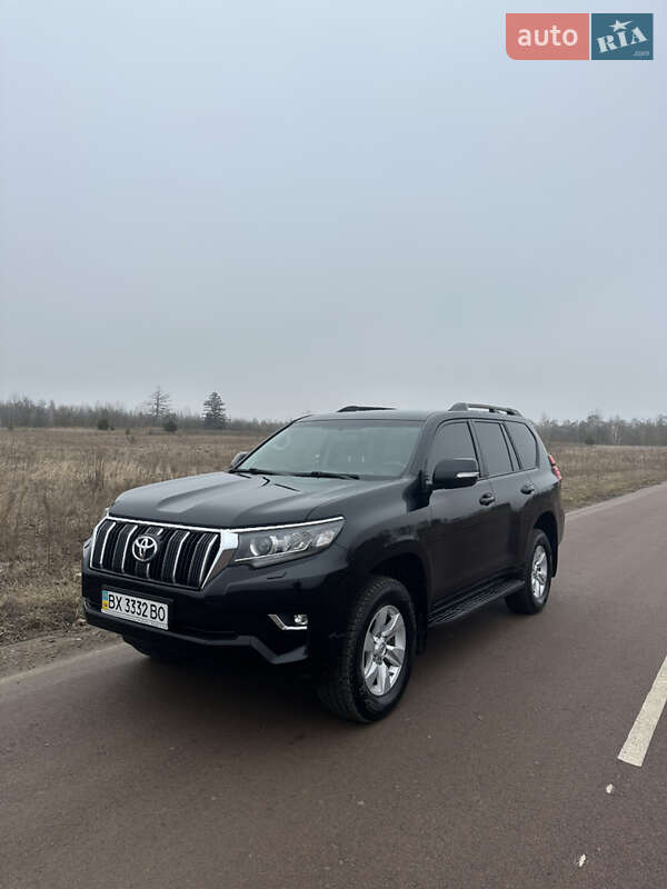 2019 toyota land cruiser prado