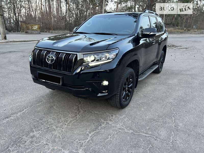 2021 toyota land cruiser