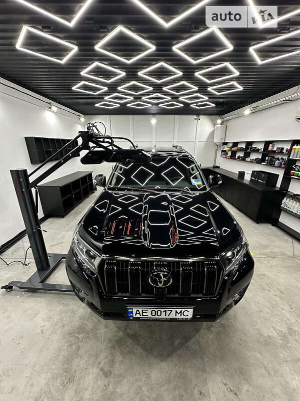 2022 toyota land cruiser prado 150