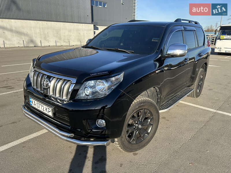 2011 toyota land cruiser prado