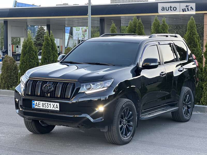 2012 toyota land cruiser 150