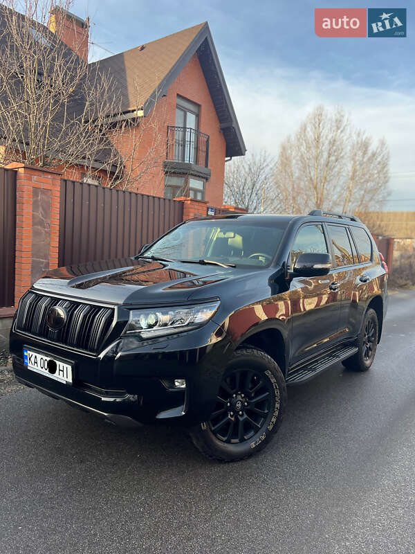 2019 toyota land cruiser prado