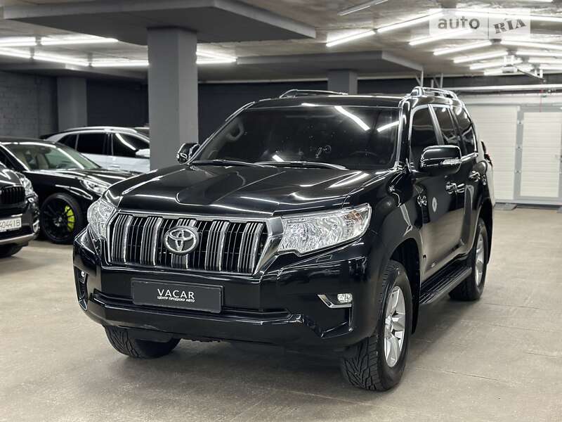 2019 toyota land cruiser 150