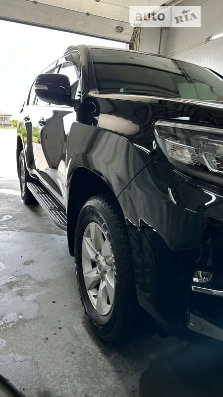 2019 toyota land cruiser prado 150