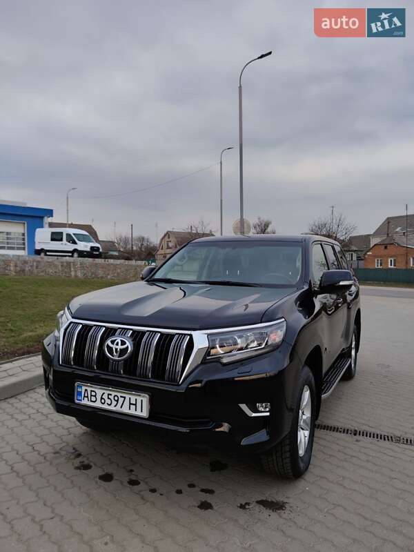 2019 toyota land cruiser prado