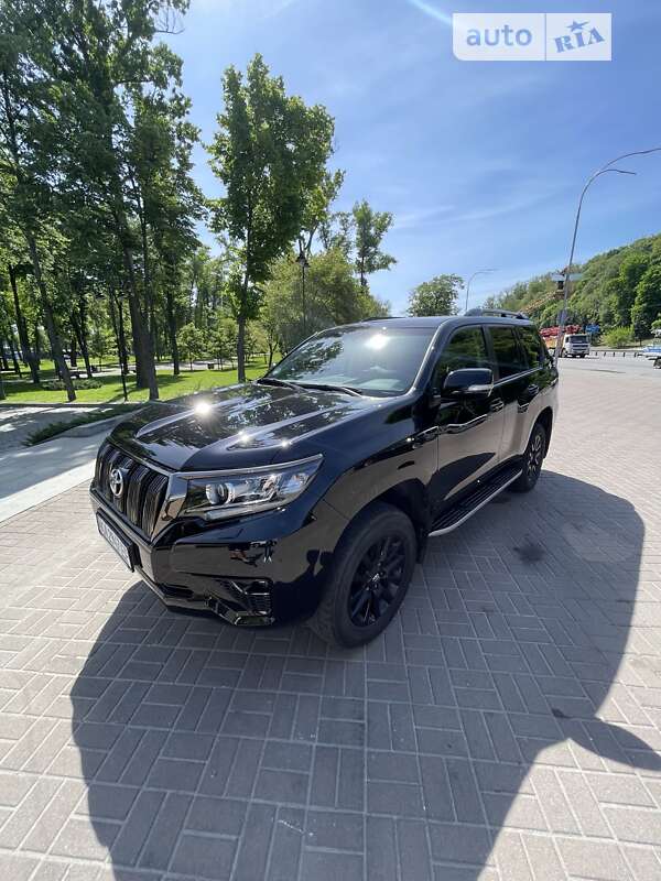 2021 toyota land cruiser prado 150