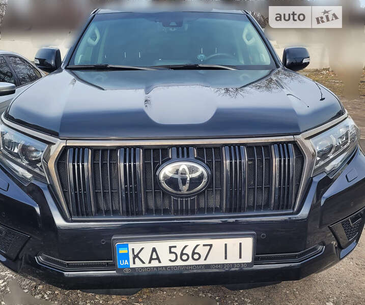 2022 toyota land cruiser prado 150