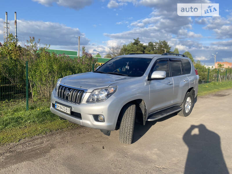 2010 toyota land cruiser 150