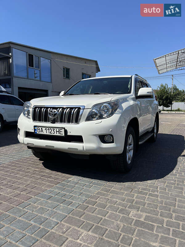 2012 toyota land cruiser 150