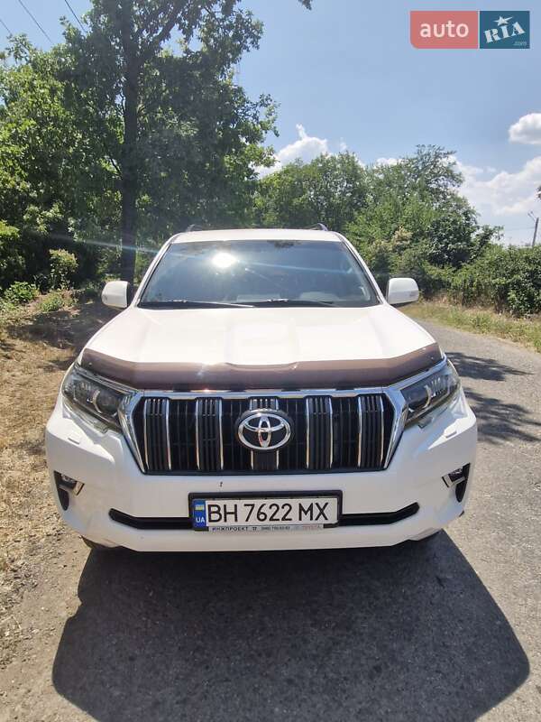 2019 toyota land cruiser 150