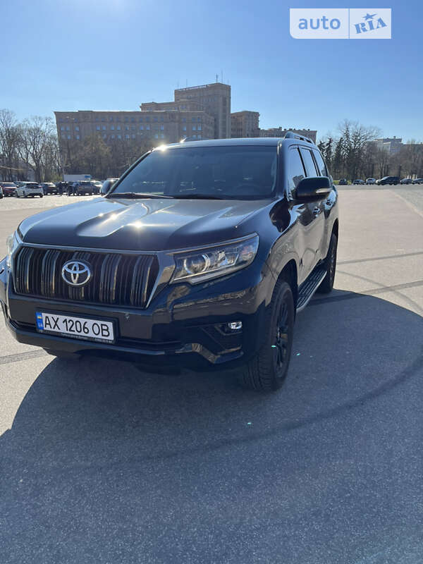 2021 toyota land cruiser prado 150