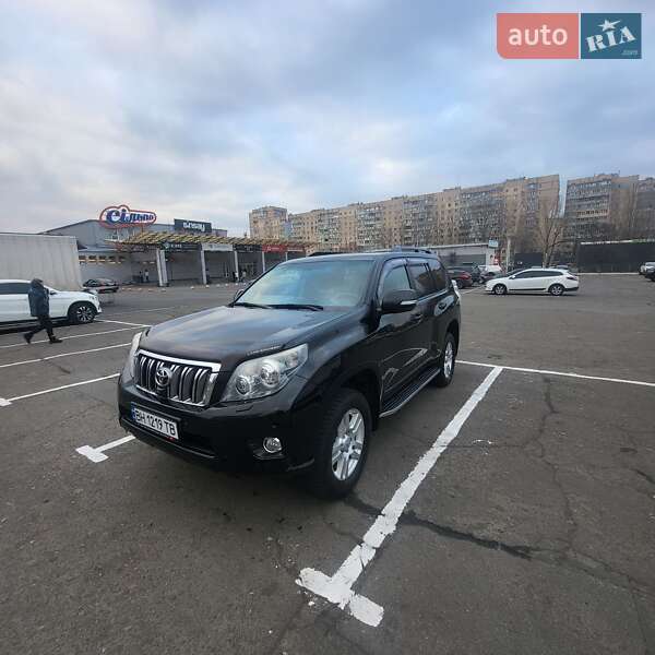 2010 toyota land cruiser prado